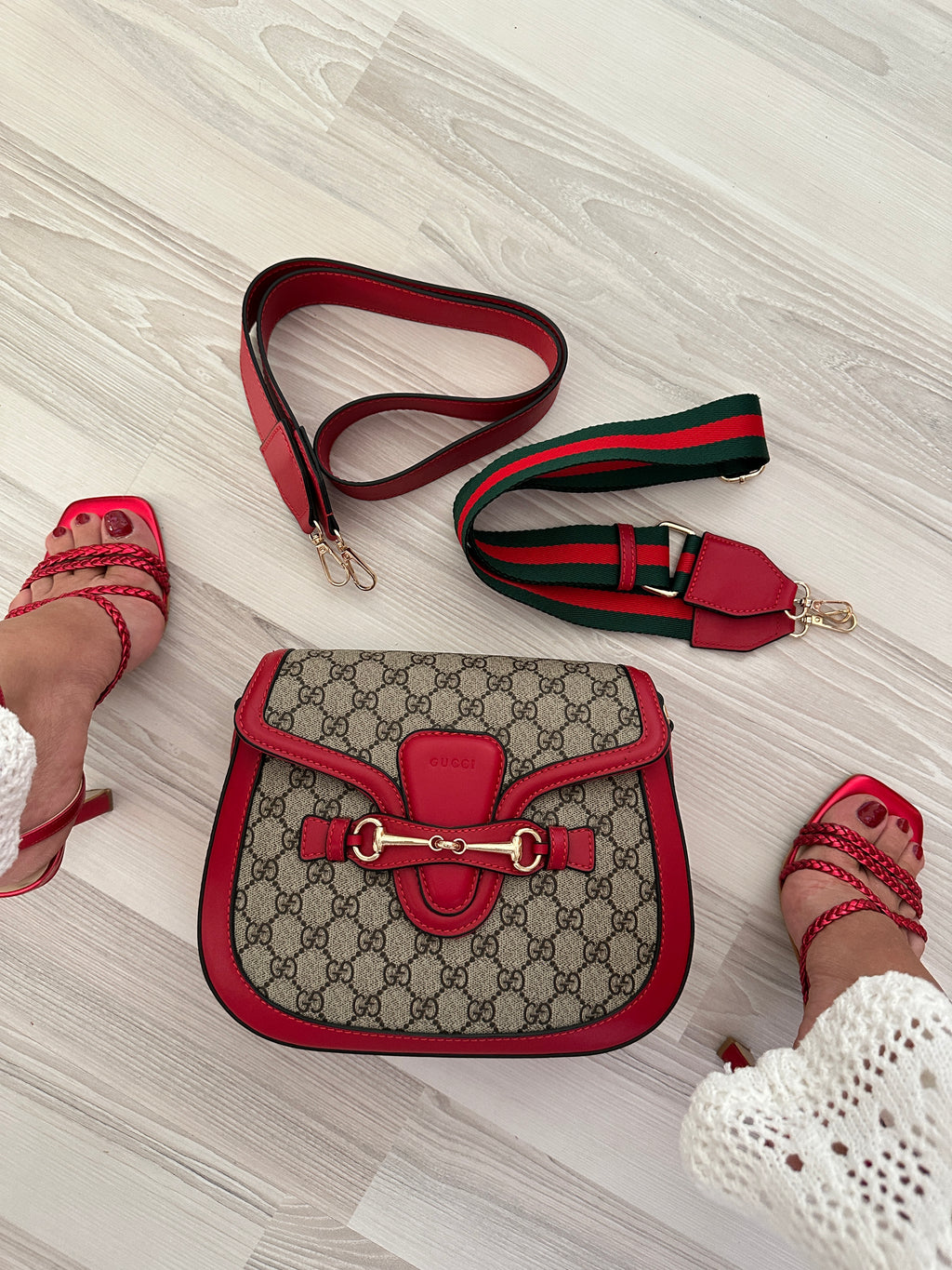 GG Canvas Lady Crossbody Bag