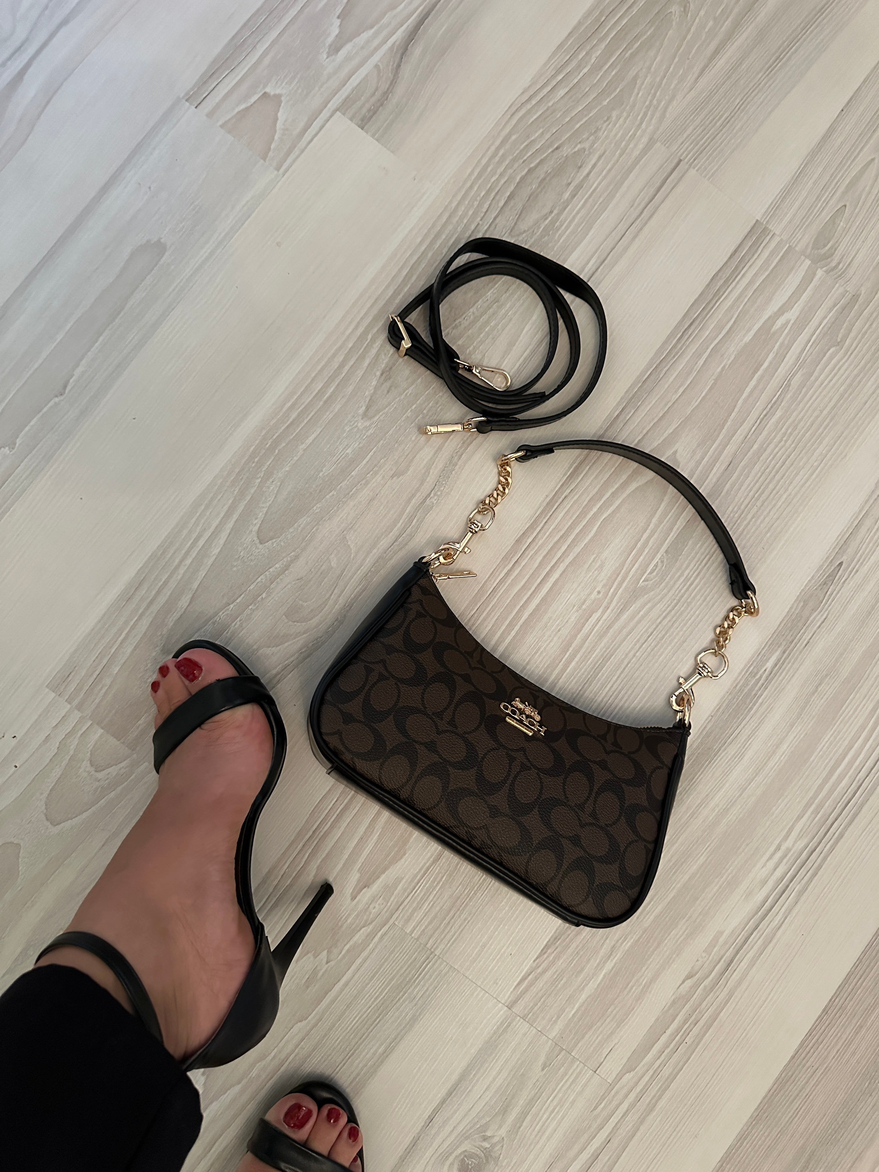 CCH Teri Shoulder Bag Dark Brown