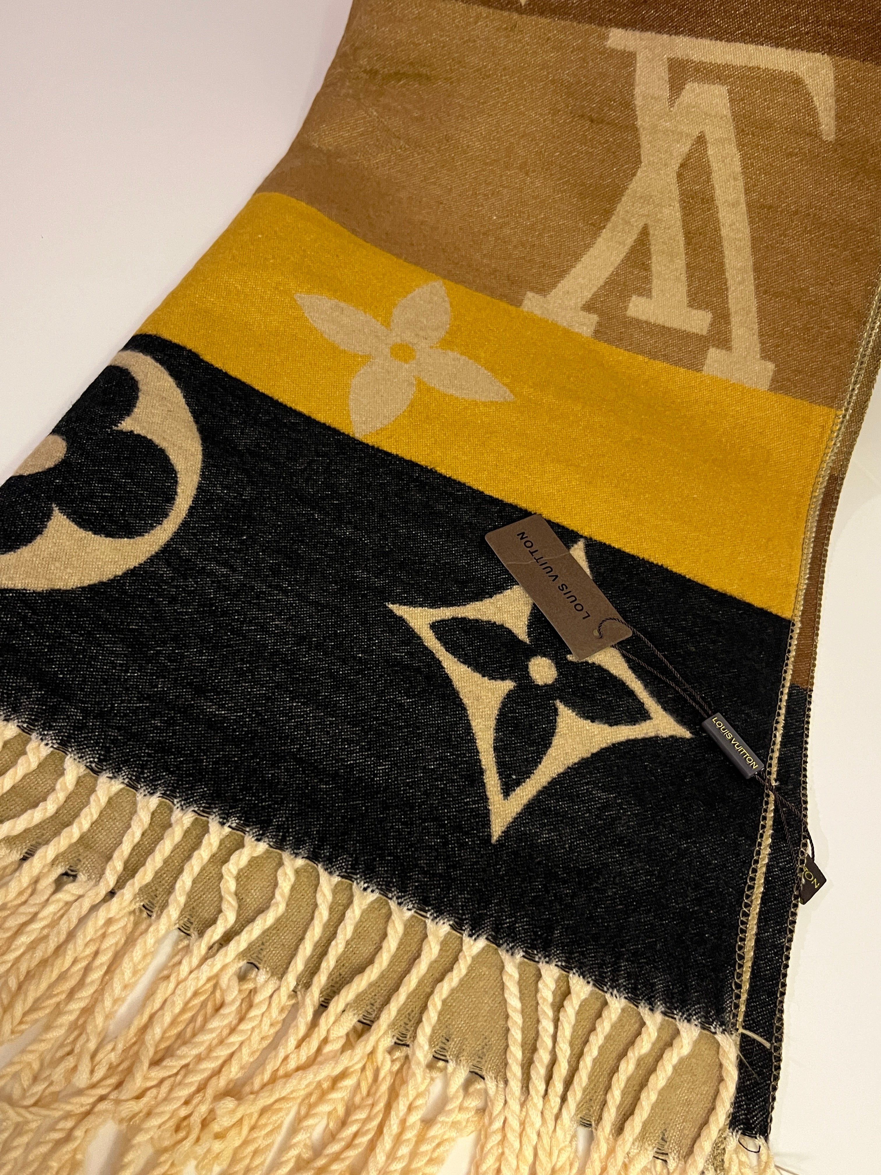 LV Şal Karışık Renk Siyah