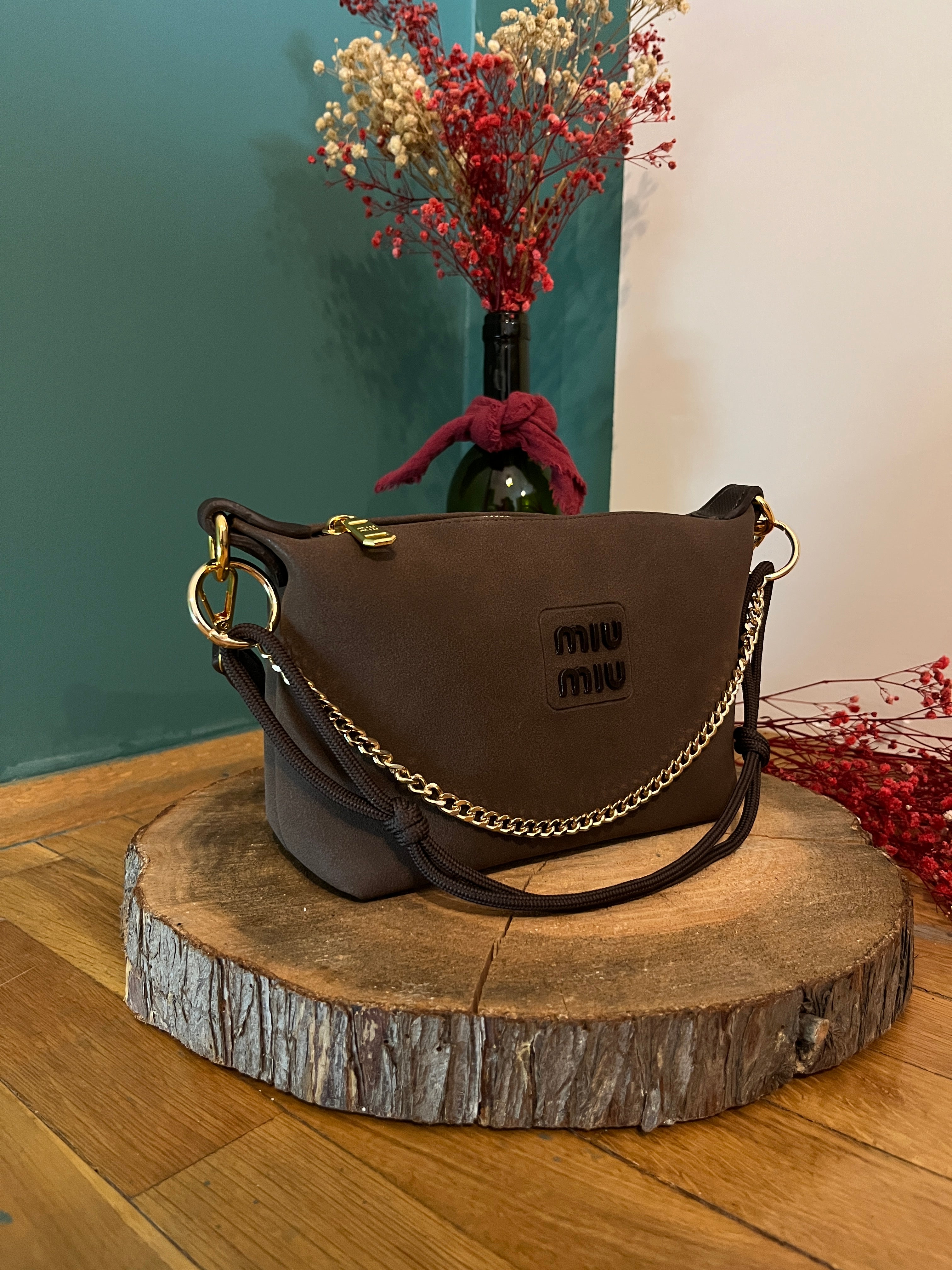 MMIU Hand Portfolio Bag Brown