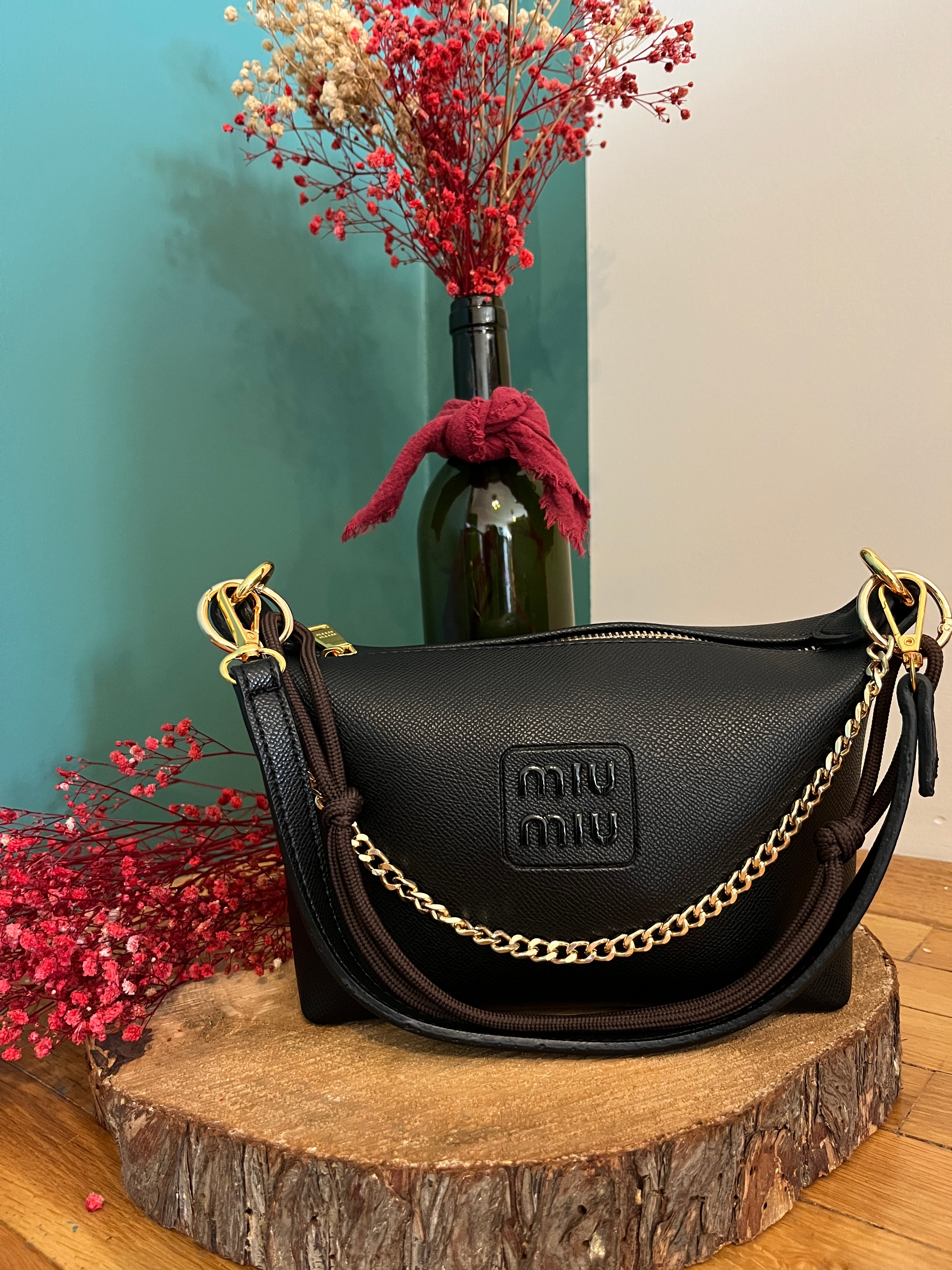 MMIU Hand Portfolio Bag Black