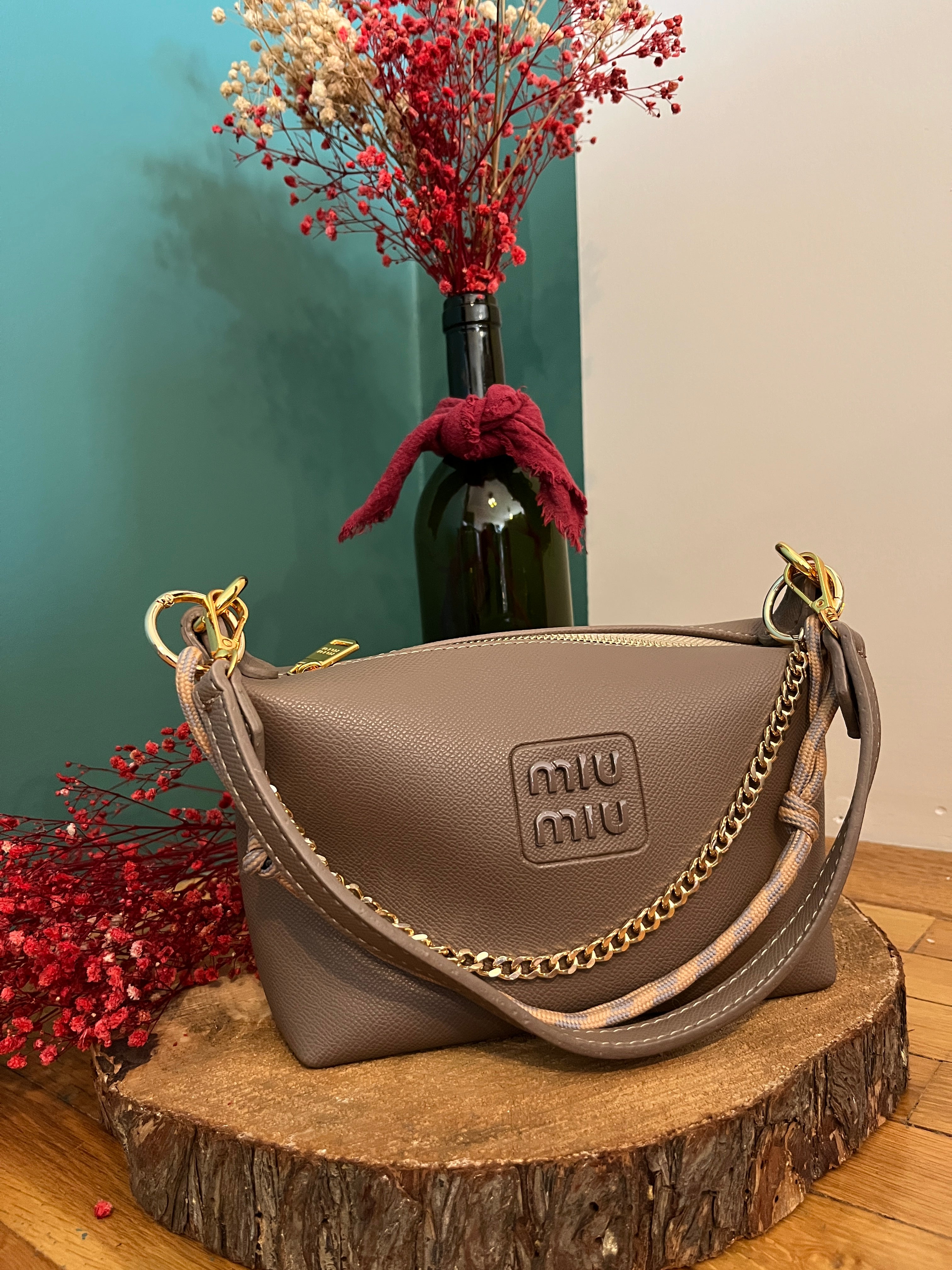 MMIU Hand Portfolio Bag Mink